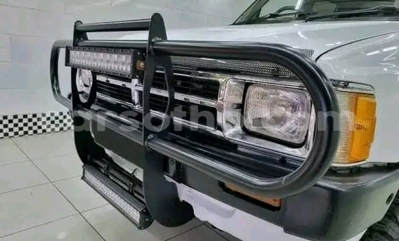 Acheter Occasion Voiture Toyota Hilux Blanc à Maseru, Maseru Acheter Occasion Voiture Toyota Hilux Blanc à Maseru, Maseru