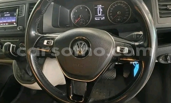 اشتري مستعمل Volkswagen Caravelle Silver سيارة في Maseru في Maseru اشتري مستعمل Volkswagen Caravelle Silver سيارة في Maseru في Maseru