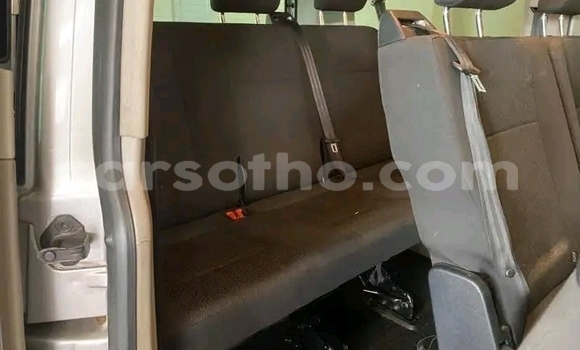 اشتري مستعمل Volkswagen Caravelle Silver سيارة في Maseru في Maseru اشتري مستعمل Volkswagen Caravelle Silver سيارة في Maseru في Maseru