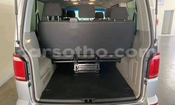 اشتري مستعمل Volkswagen Caravelle Silver سيارة في Maseru في Maseru اشتري مستعمل Volkswagen Caravelle Silver سيارة في Maseru في Maseru