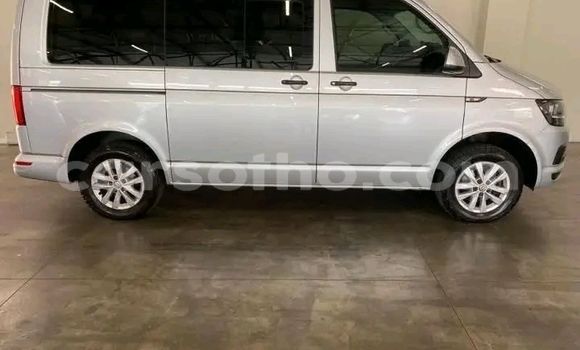 اشتري مستعمل Volkswagen Caravelle Silver سيارة في Maseru في Maseru اشتري مستعمل Volkswagen Caravelle Silver سيارة في Maseru في Maseru