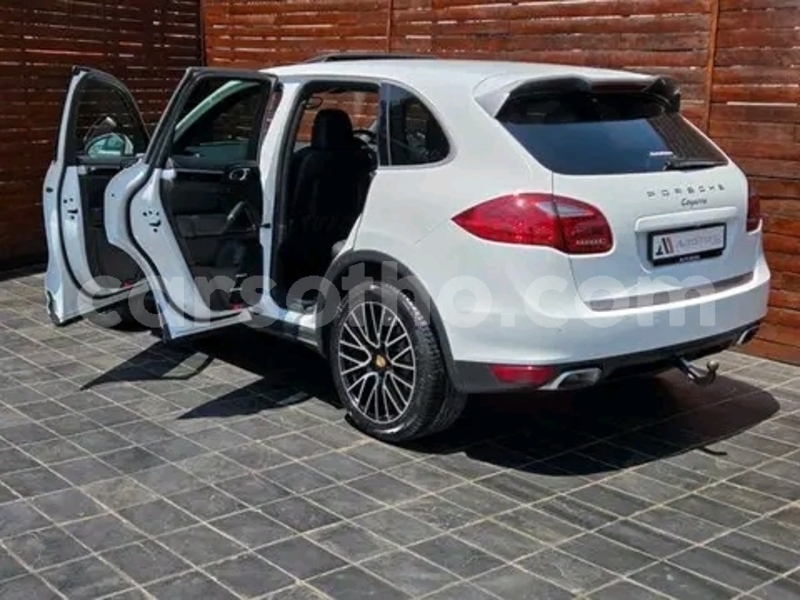 Big with watermark porsche cayenne maseru maseru 30260