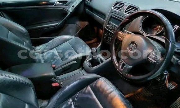 اشتري مستعمل Volkswagen Golf White سيارة في Maseru في Maseru اشتري مستعمل Volkswagen Golf White سيارة في Maseru في Maseru