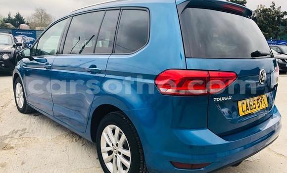 اشتري مستعمل Volkswagen Touran Blue سيارة في Mohale's Hoek في Mohale's Hoek اشتري مستعمل Volkswagen Touran Blue سيارة في Mohale's Hoek في Mohale's Hoek