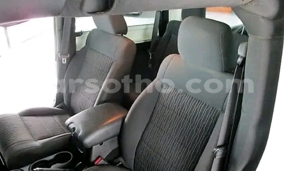 Buy Used Jeep Wrangler White Car in Maseru in Maseru Buy Used Jeep Wrangler White Car in Maseru in Maseru