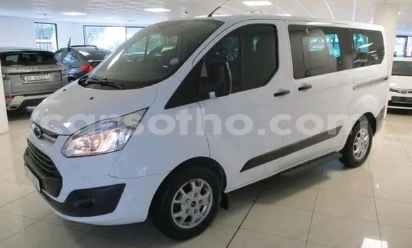 اشتري مستعمل Ford Tourneo Custom White سيارة في Maseru في Maseru اشتري مستعمل Ford Tourneo Custom White سيارة في Maseru في Maseru