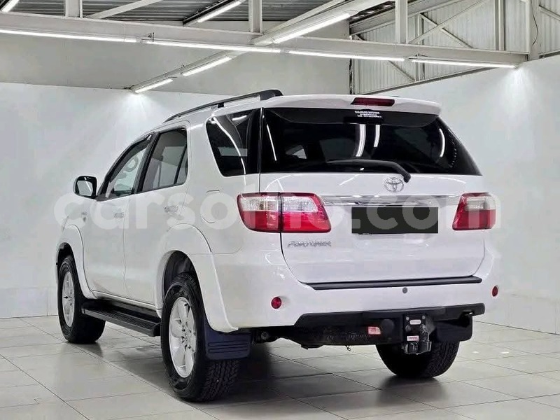 Big with watermark toyota fortuner maseru maseru 30280