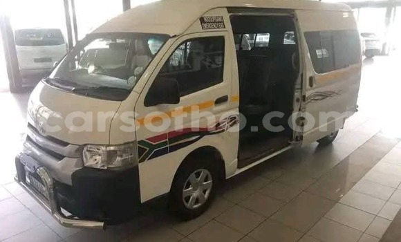 اشتري مستعمل Toyota Hiace White سيارة في Maseru في Maseru اشتري مستعمل Toyota Hiace White سيارة في Maseru في Maseru