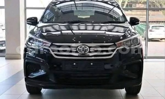 Sayi Na hannu Toyota Raum Black Mota in Maseru a Maseru