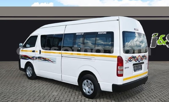 Acheter Occasion Voiture Toyota 4Runner Blanc à Mafeteng, Mafeteng Acheter Occasion Voiture Toyota 4Runner Blanc à Mafeteng, Mafeteng