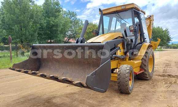 اشتري مستعمل Caterpillar 120 Other شاحنة في Maseru في Maseru