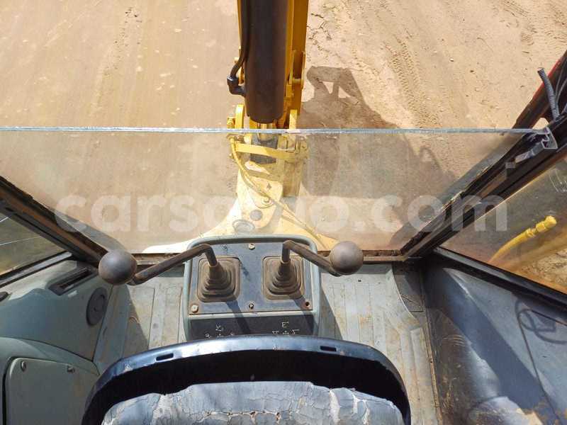 Big with watermark caterpillar 120 maseru maseru 30295