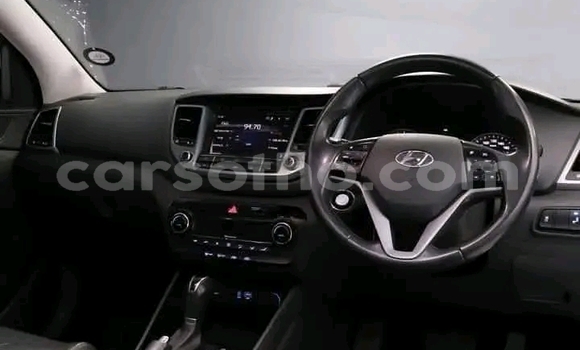 Buy Used Hyundai Tucson Blue Car in Maseru in Maseru Buy Used Hyundai Tucson Blue Car in Maseru in Maseru