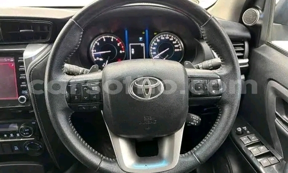Buy Used Toyota Fortuner White Car in Maseru in Maseru Buy Used Toyota Fortuner White Car in Maseru in Maseru