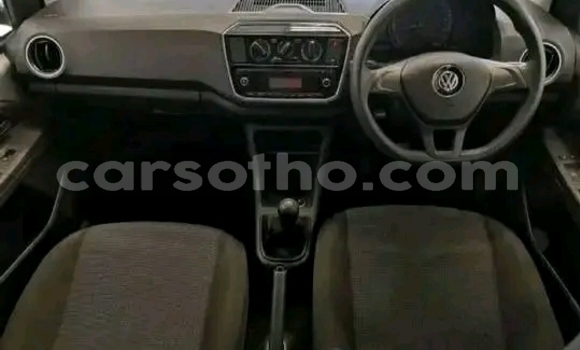 اشتري مستعمل Volkswagen up! Silver سيارة في Maseru في Maseru اشتري مستعمل Volkswagen up! Silver سيارة في Maseru في Maseru