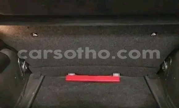 اشتري مستعمل Volkswagen up! Silver سيارة في Maseru في Maseru اشتري مستعمل Volkswagen up! Silver سيارة في Maseru في Maseru