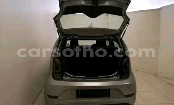 اشتري مستعمل Volkswagen up! Silver سيارة في Maseru في Maseru اشتري مستعمل Volkswagen up! Silver سيارة في Maseru في Maseru