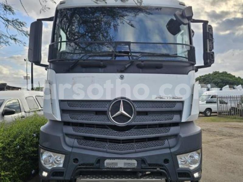 Big with watermark mercedes benz tipper maseru maseru 30309