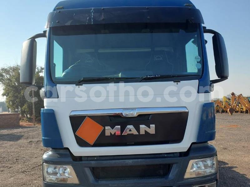 Big with watermark man silent maseru maseru 30310