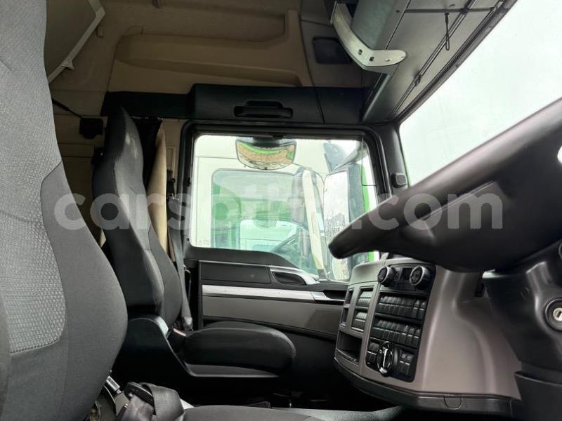 Big with watermark man silent maseru maseru 30312