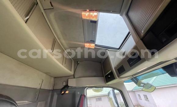 اشتري مستعمل Volvo F4 White شاحنة في Maseru في Maseru اشتري مستعمل Volvo F4 White شاحنة في Maseru في Maseru