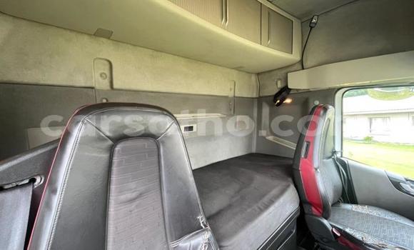 اشتري مستعمل Volvo F4 White شاحنة في Maseru في Maseru اشتري مستعمل Volvo F4 White شاحنة في Maseru في Maseru