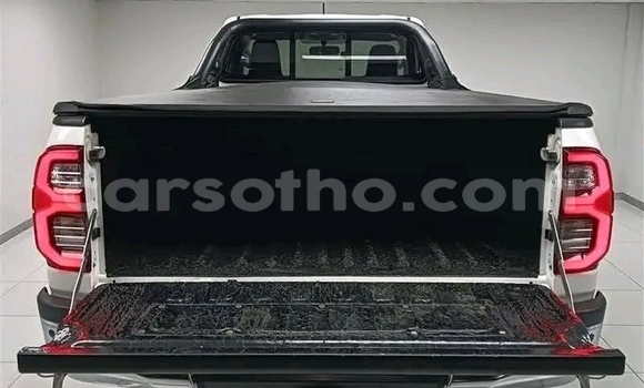 اشتري مستعمل Toyota Hilux White سيارة في Maseru في Maseru اشتري مستعمل Toyota Hilux White سيارة في Maseru في Maseru