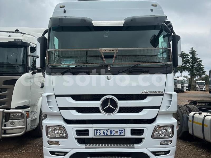 Big with watermark mercedes benz truck maseru maseru 30321