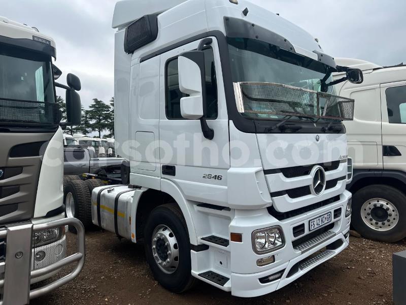 Big with watermark mercedes benz truck maseru maseru 30321