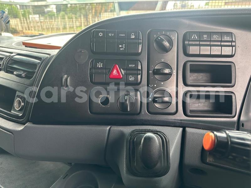 Big with watermark mercedes benz truck maseru maseru 30321
