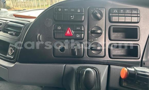 اشتري مستعمل Mercedes‒Benz Truck White شاحنة في Maseru في Maseru اشتري مستعمل Mercedes‒Benz Truck White شاحنة في Maseru في Maseru