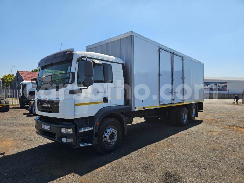 Big with watermark man silent maseru maseru 30323