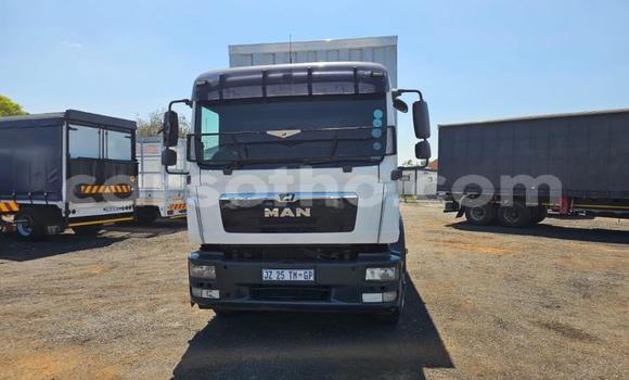 اشتري مستعمل Man Silent White شاحنة في Maseru في Maseru اشتري مستعمل Man Silent White شاحنة في Maseru في Maseru