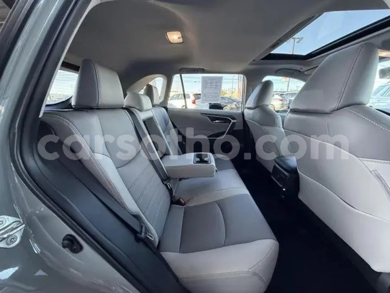 Big with watermark toyota rav4 maseru import dubai 30326