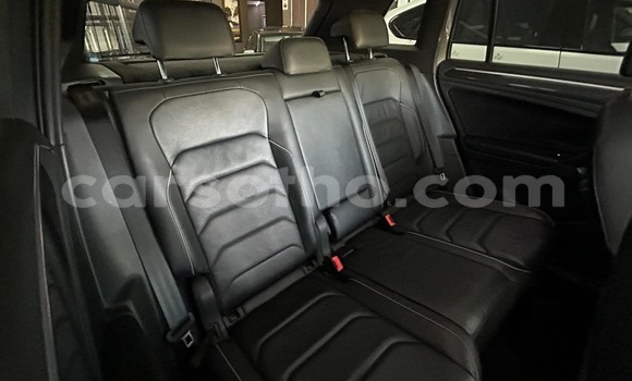 Buy Used Volkswagen Tiguan Silver Car in Maseru in Maseru Buy Used Volkswagen Tiguan Silver Car in Maseru in Maseru