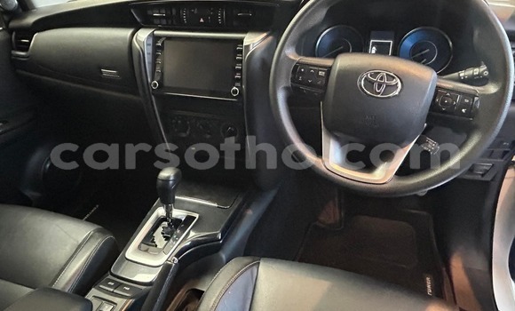 Buy Used Toyota Fortuner White Car in Roma in Maseru Buy Used Toyota Fortuner White Car in Roma in Maseru