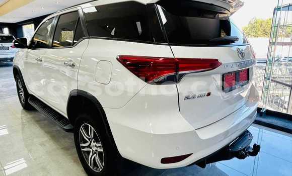 Buy Used Toyota Fortuner White Car in Roma in Maseru Buy Used Toyota Fortuner White Car in Roma in Maseru