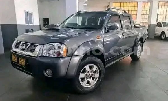 اشتري مستعمل Nissan NP 300 Other سيارة في Maseru في Maseru