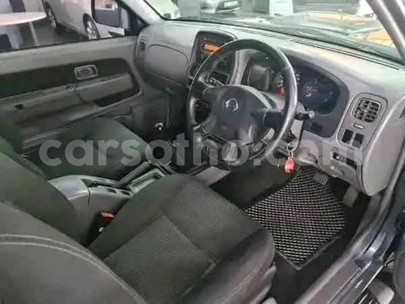 Big with watermark nissan np 300 maseru maseru 30335