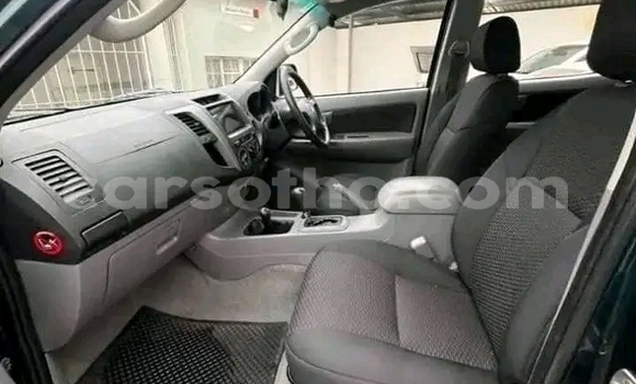 اشتري مستعمل Toyota Hilux Green سيارة في Maseru في Maseru اشتري مستعمل Toyota Hilux Green سيارة في Maseru في Maseru