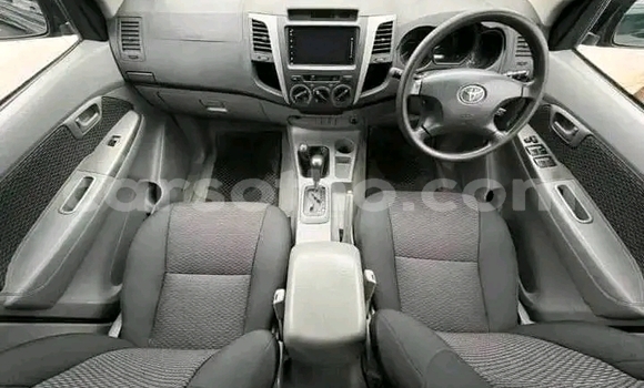 اشتري مستعمل Toyota Hilux Green سيارة في Maseru في Maseru اشتري مستعمل Toyota Hilux Green سيارة في Maseru في Maseru