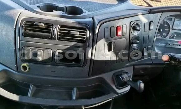 Acheter Occasion Voiture Mercedes-Benz 300–Series Blanc à Maseru, Maseru Acheter Occasion Voiture Mercedes-Benz 300–Series Blanc à Maseru, Maseru