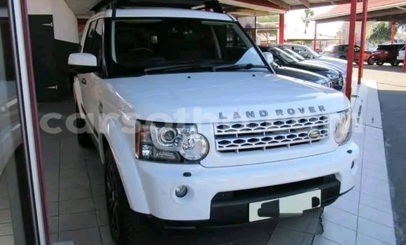 اشتري مستعمل Land Rover Discovery White سيارة في Maseru في Maseru