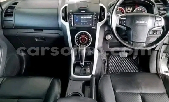 Sayi Na hannu Isuzu D–MAX Blue Mota in Maseru a Maseru Sayi Na hannu Isuzu D–MAX Blue Mota in Maseru a Maseru