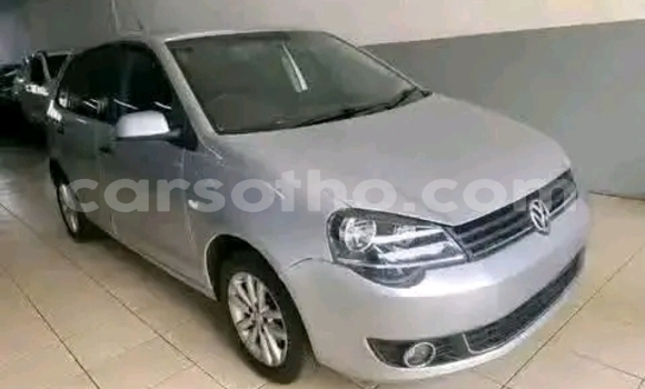 Sayi Na hannu Volkswagen Polo Silver Mota in Maseru a Maseru Sayi Na hannu Volkswagen Polo Silver Mota in Maseru a Maseru
