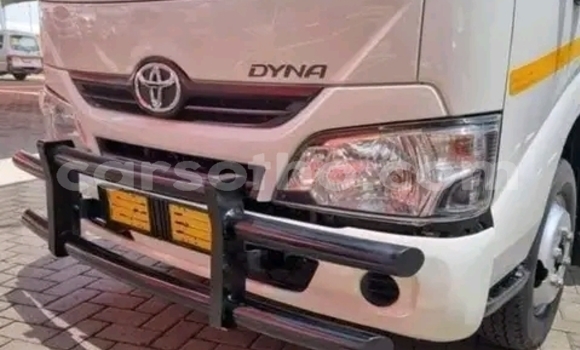 Buy Used Toyota Dyna White Truck in Maseru in Maseru Buy Used Toyota Dyna White Truck in Maseru in Maseru