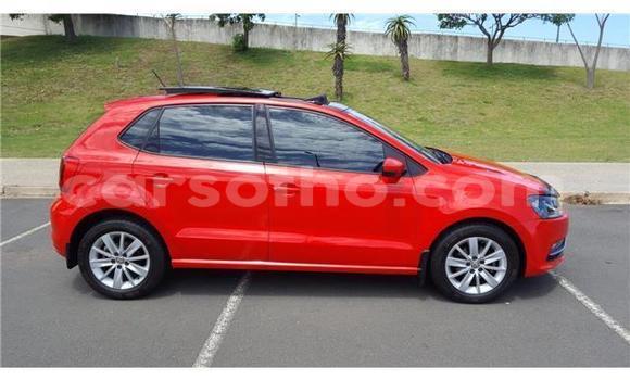 Acheter Occasion Voiture Volkswagen Polo Rouge à Maseru, Maseru Acheter Occasion Voiture Volkswagen Polo Rouge à Maseru, Maseru