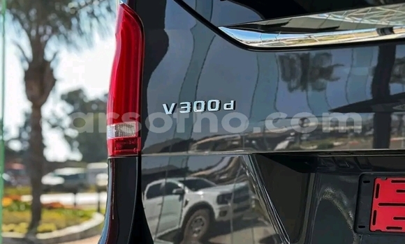 اشتري مستعمل Mercedes-Benz V-klasse Black سيارة في Maseru في Maseru اشتري مستعمل Mercedes-Benz V-klasse Black سيارة في Maseru في Maseru