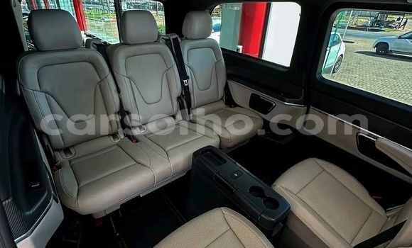 اشتري مستعمل Mercedes-Benz V-klasse Black سيارة في Maseru في Maseru اشتري مستعمل Mercedes-Benz V-klasse Black سيارة في Maseru في Maseru