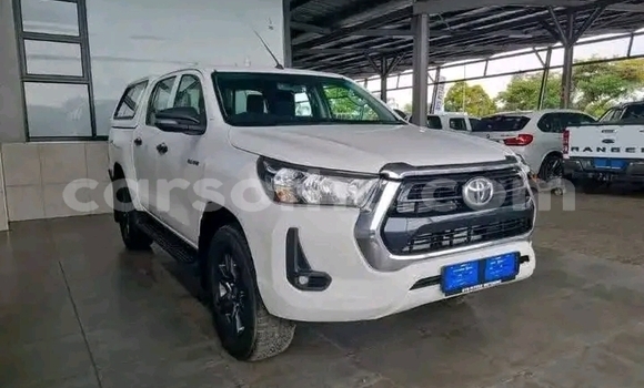 اشتري مستعمل Toyota Hilux White سيارة في Maseru في Maseru اشتري مستعمل Toyota Hilux White سيارة في Maseru في Maseru